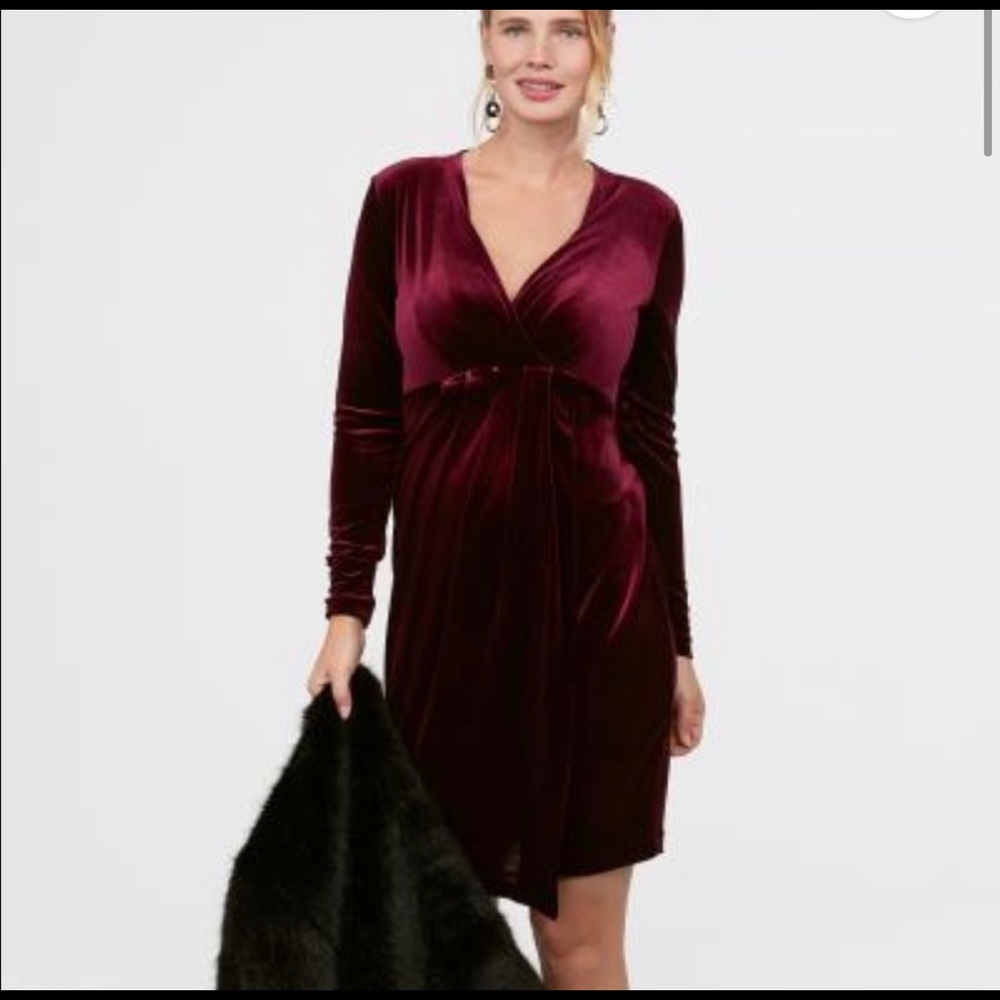 H&M Velvet Maternity Dress